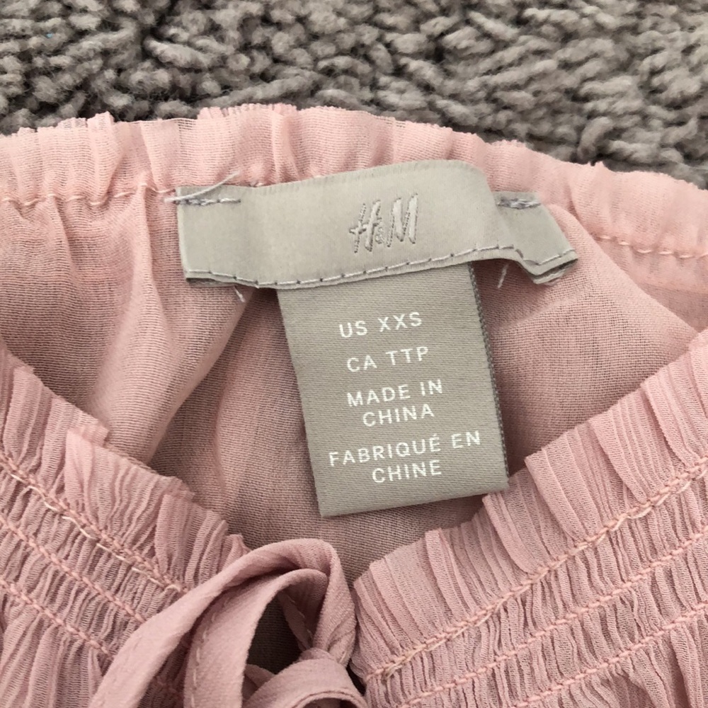 Light pink H&M shirt - Picture 2 of 2